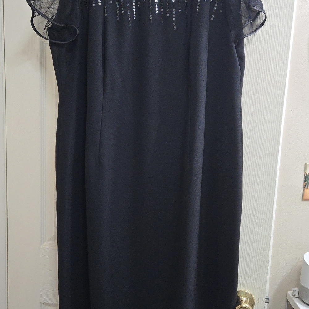 Positive Attitude Womens 18 Elegant Floor length Black Sequin Dress